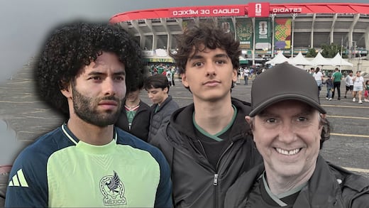 Saúl Hernández vivió el México vs Ecuador por invitación de Chino Huerta