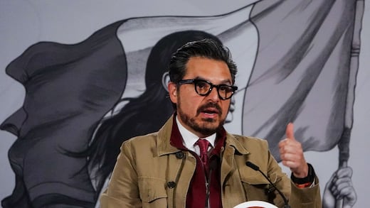 Zoé Robledo denuncia un audio falso sobre el desabasto en el IMSS