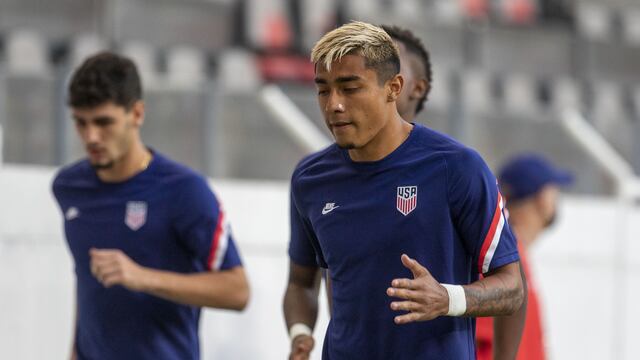 Julián Araujo jugará en el Tri (Foto: MEXSPORT)