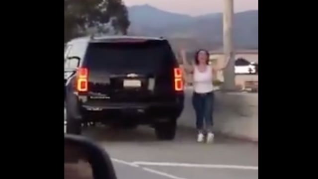 La mujer llamó "beaners" a la familia mexicana.