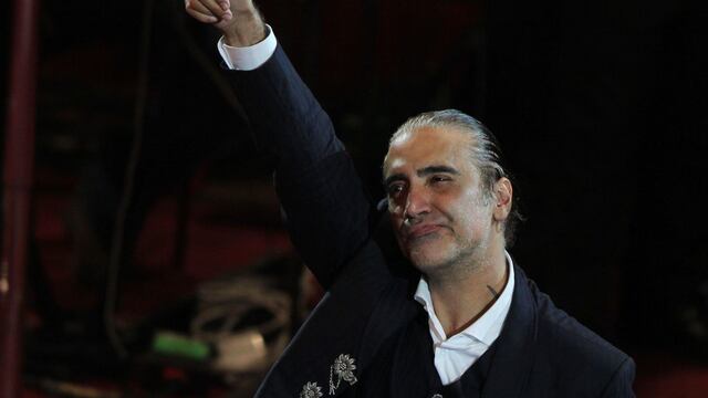 Alejandro Fernández dejará de cantar 'Mátalas' durante conciertos en el Auditorio Nacional