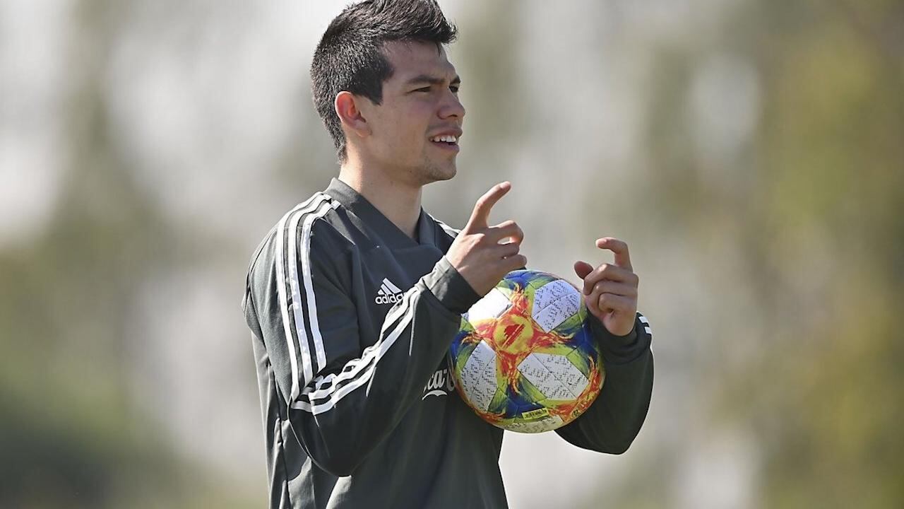 Lozano en un entrenamiento del Tri