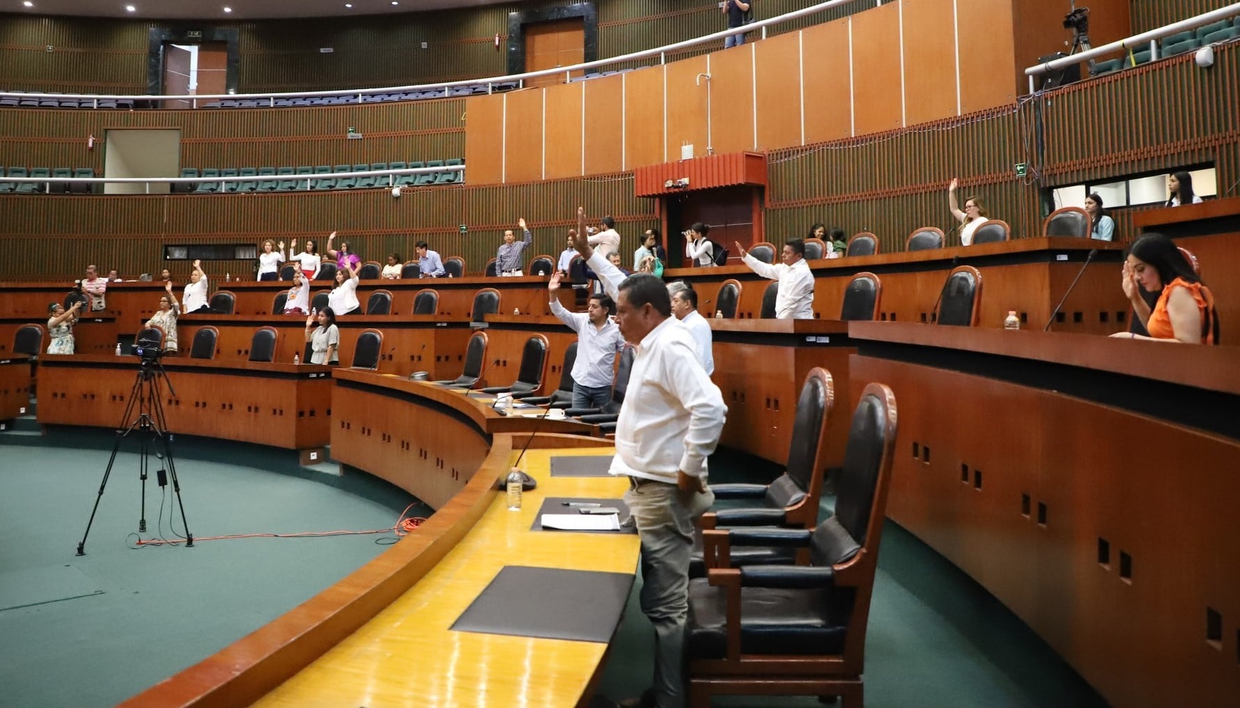 Ellos son los 32 aspirantes a fiscal de Guerrero que integran la lista del Congreso enviada a Evelyn Salgado