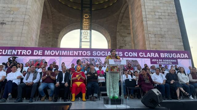 Clara Brugada firma acuerdo por una Ciudad de Derechos y Libertades