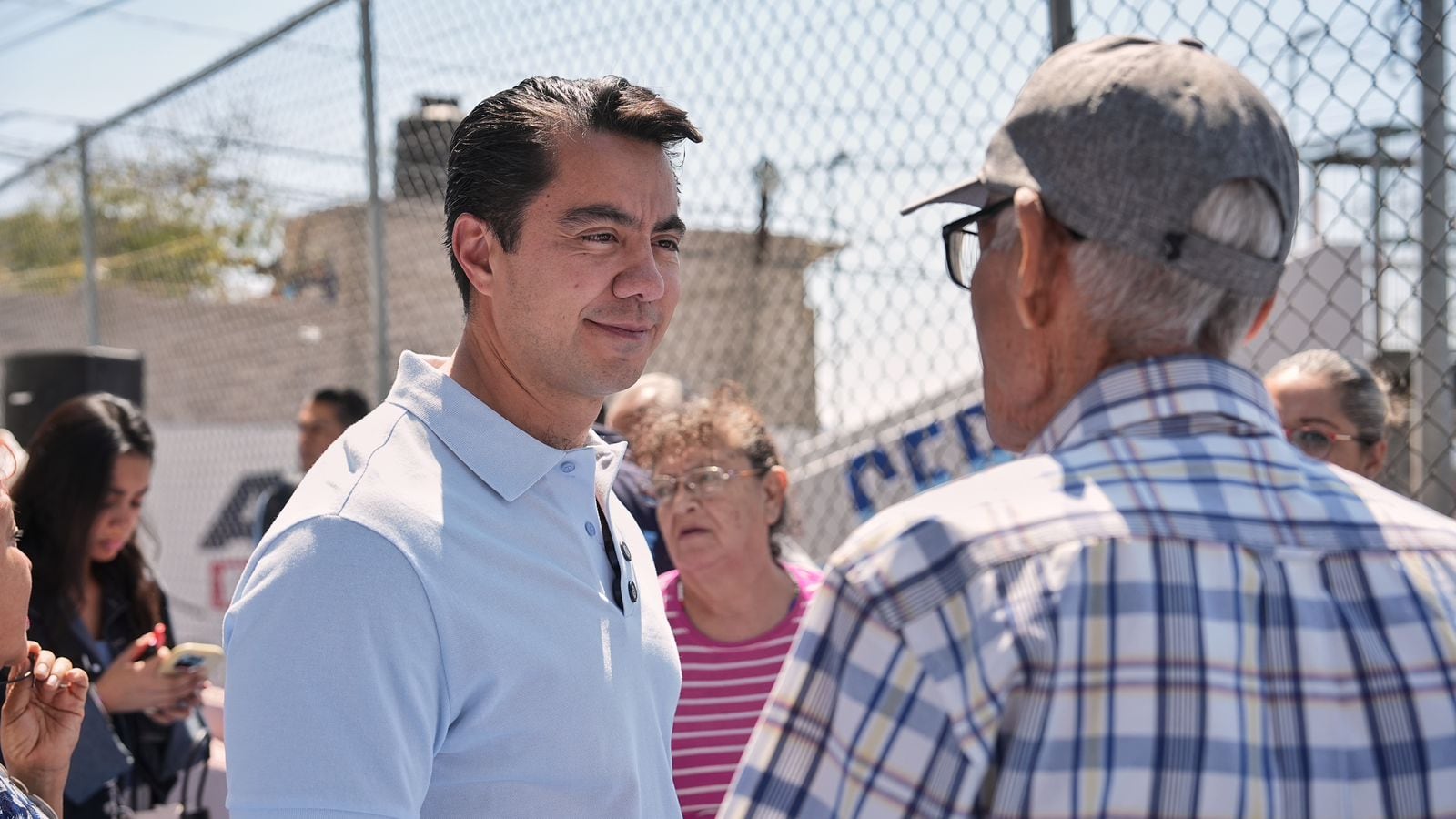Querétaro: Entrega Felifer Macías trabajos de Alcalde en Acción en las colonias El Cerrito y La Trinidad