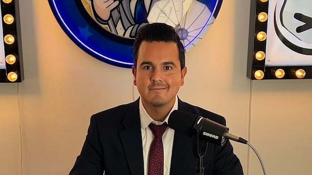 Gustavo Macalpin, conductor.