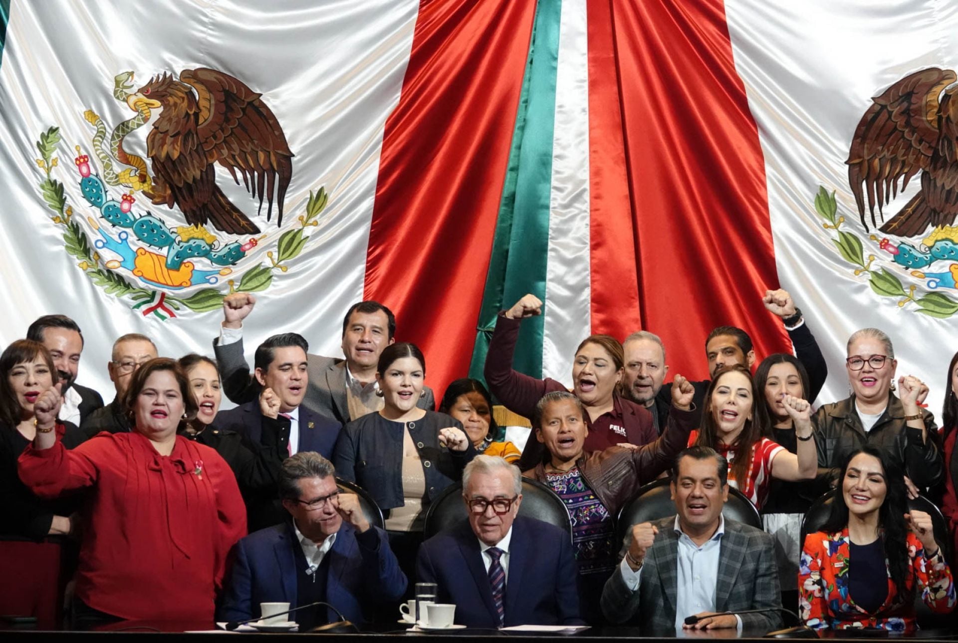 Diputados de Morena respaldan a Rubén Rocha Moya como gobernador de Sinaloa