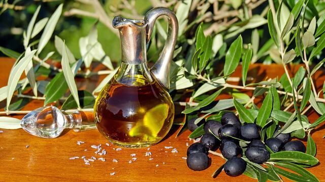Descubren propiedades del aceite de oliva que protegen al cerebro del Alzheimer