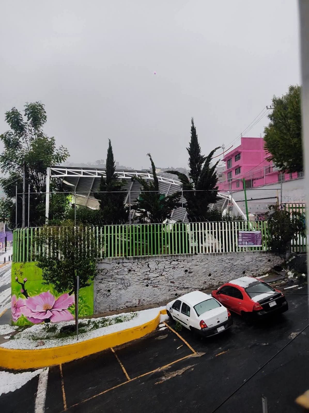 Granizada en Cuautepec provoca colapso de techumbre en PILARES