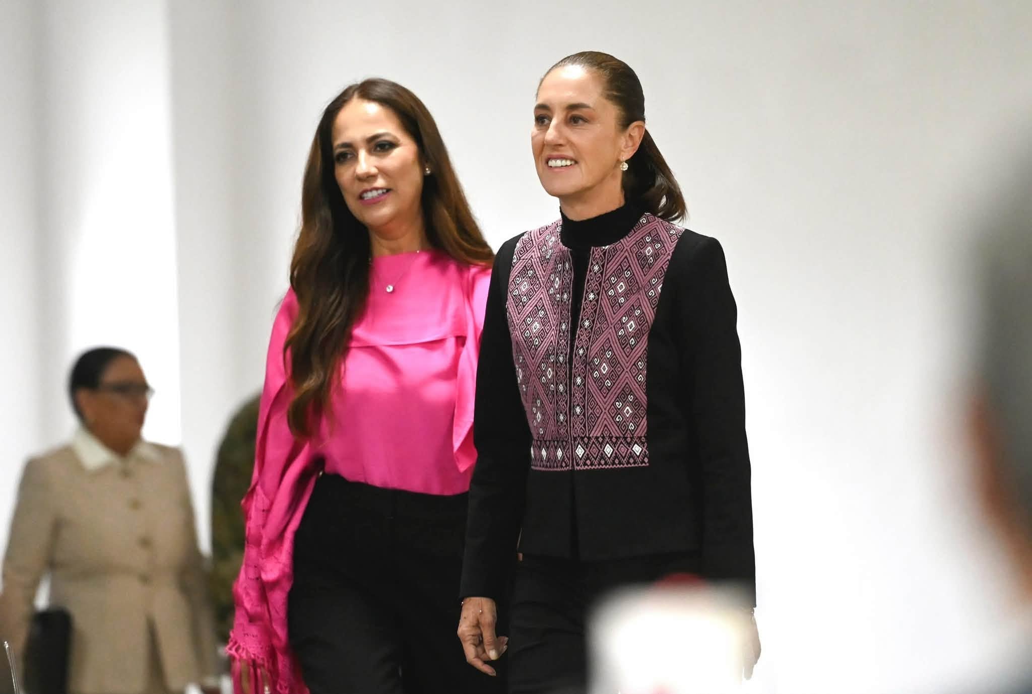 Sheinbaum frena abucheos contra Libia Dennise García en Guanajuato