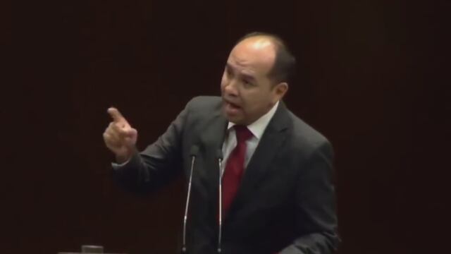 Manuel Robles, diputado de Morena, regaló una divertida consigna a los defensores del Instituto Nacional Electoral (INE).