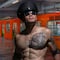 ¿Quién es Sr. Indomable? El actor elegido por Mujer Luna Bella vestido de policía en su video para adultos
