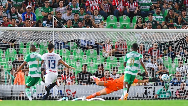 Santos vs. Chivas