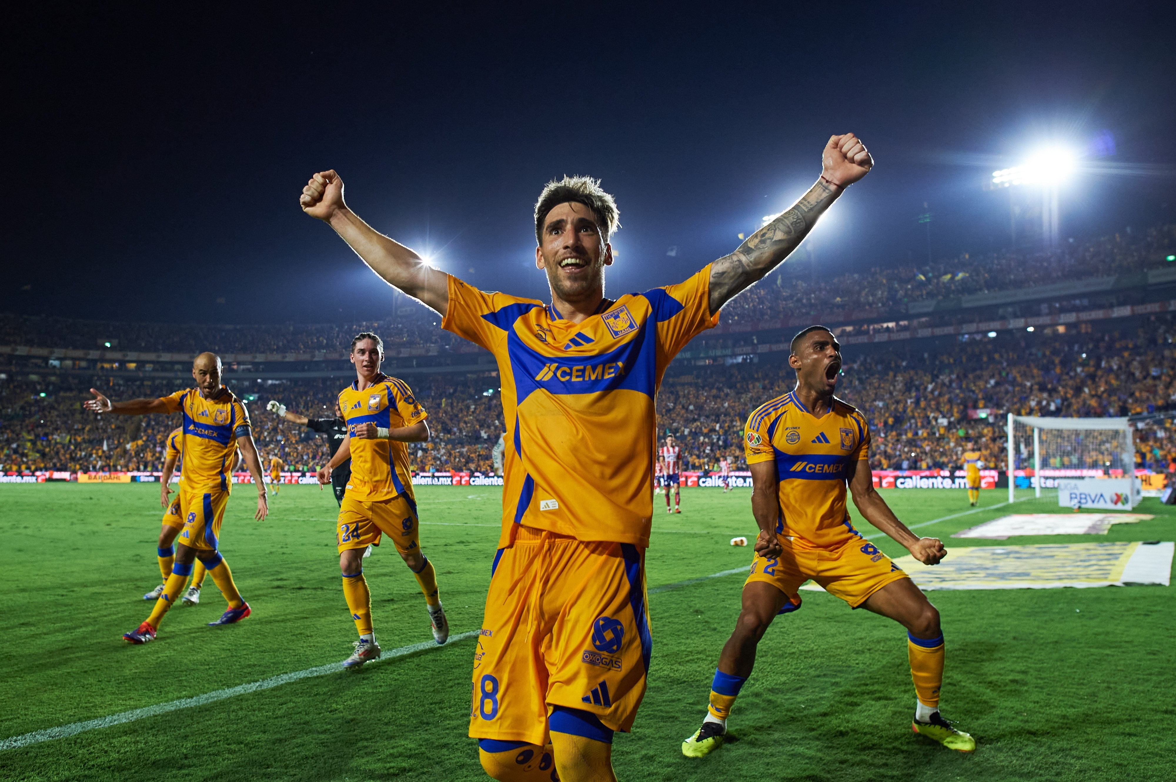 Fernando Gorriarán con Tigres.