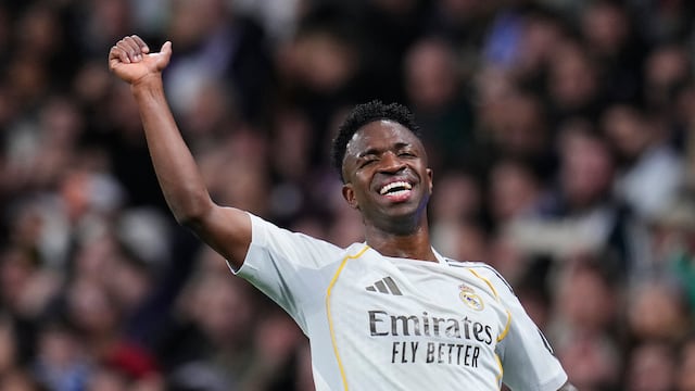 Real Madrid golea a la Real Sociedad y recupera el liderato de LaLiga