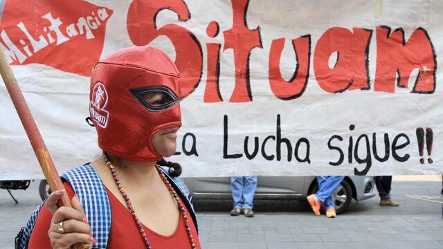 Manifestantes del SITUAM