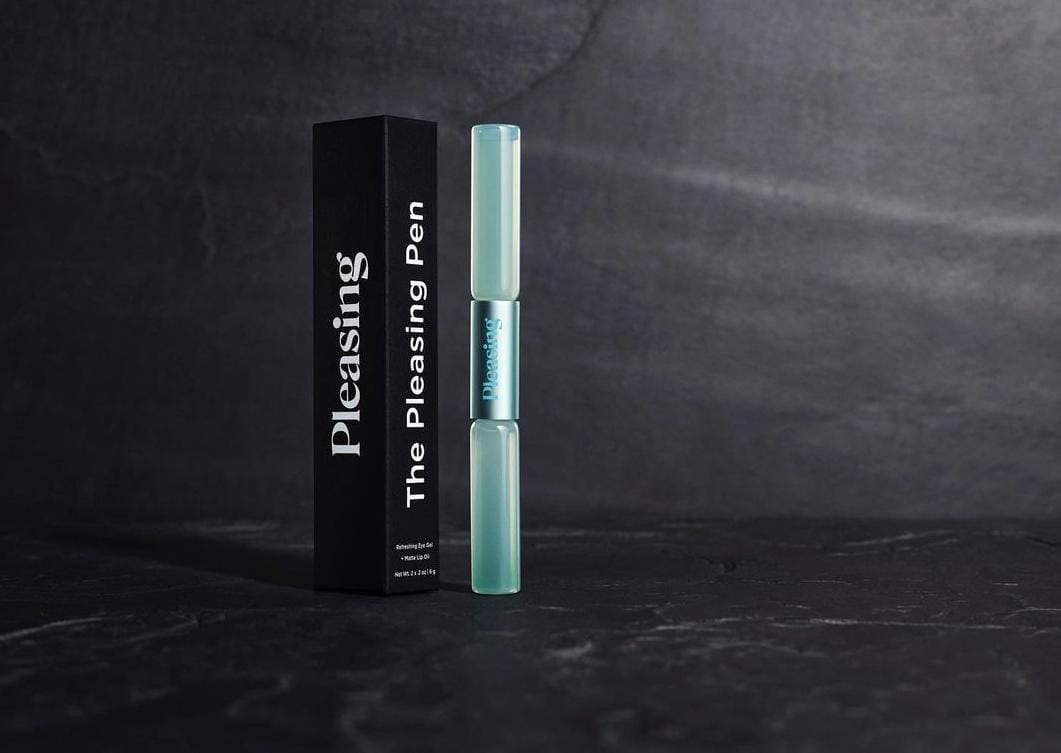 Harry Styles lanza ‘Pleasing’. Pluma hidratante