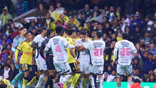 América mantiene el liderato de la Liga MX pese a derrota con Pachuca