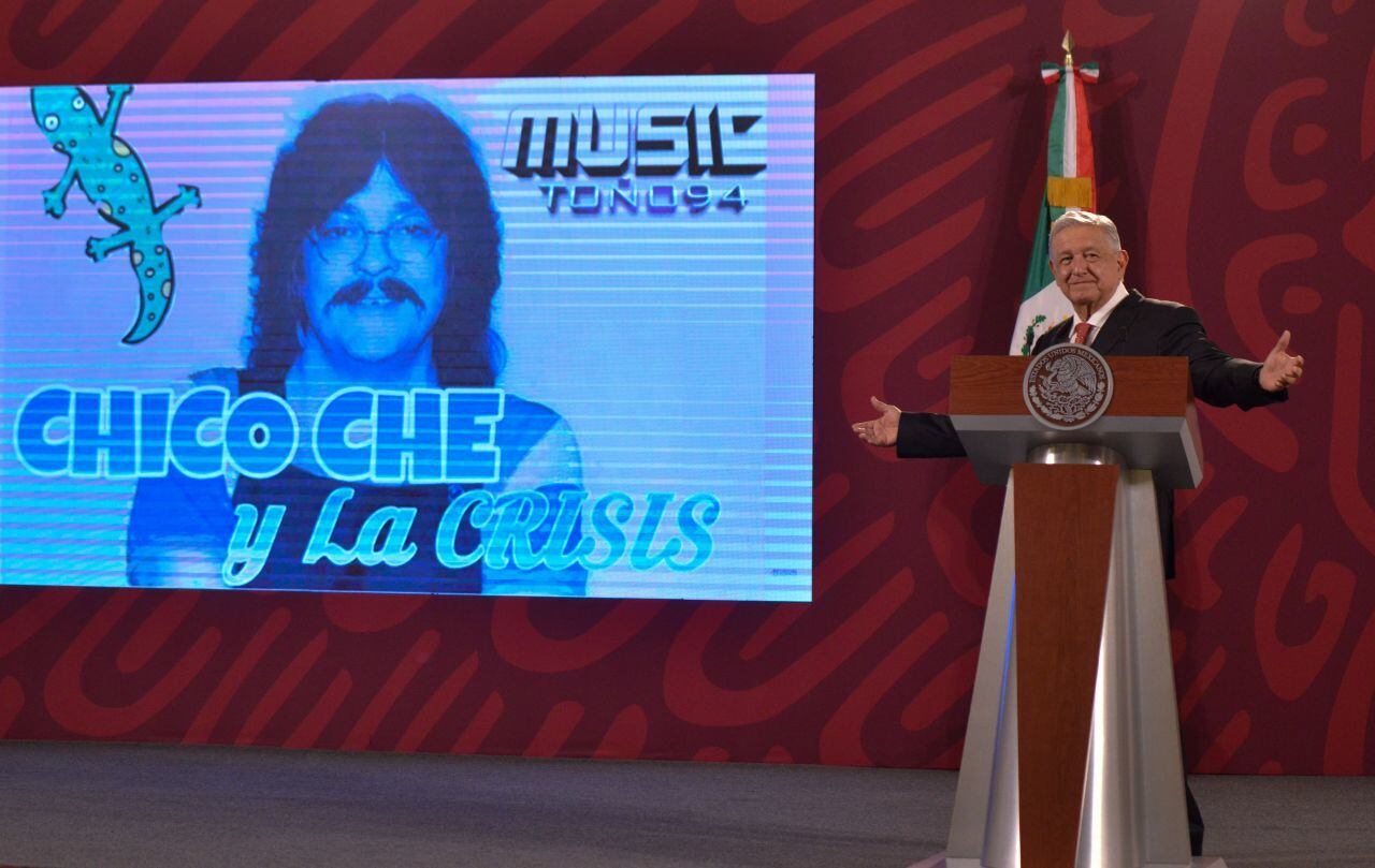 AMLO y Chico Che