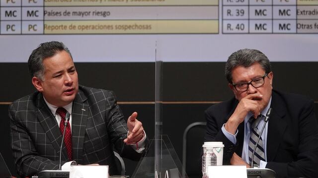 Santiago Nieto y Ricardo Monreal