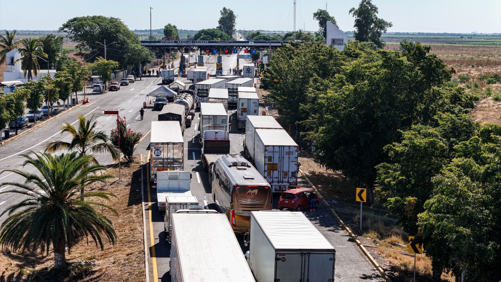 Concanaco reporta pérdidas de 6 mil millones de pesos por bloqueos carreteros en México