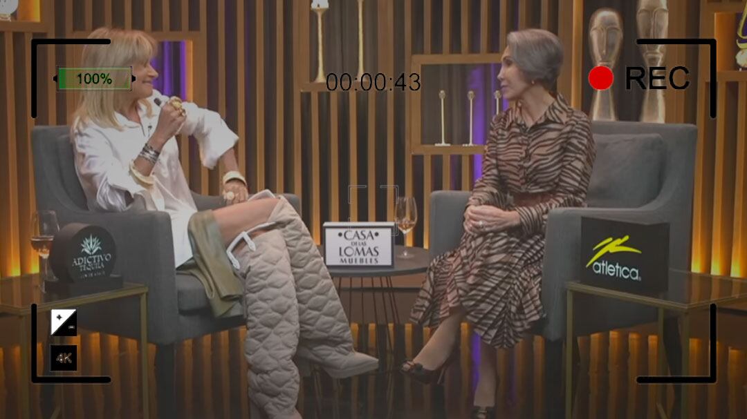 Entrevista a Florinda Meza de Adela Micha en YouTube donde justificó la infidelidad de Roberto Gómez Bolaños
