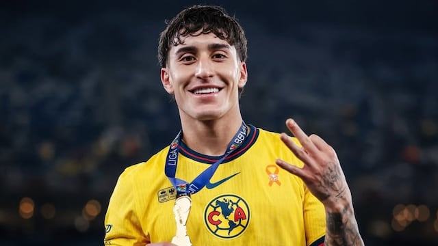 Alejandro Zendejas es un futbolista mexicoamericano del Club América