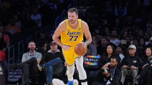 Amazon Prime Video tendrá la temporada de la NBA y ya se ‘robó’ talento de varias televisoras