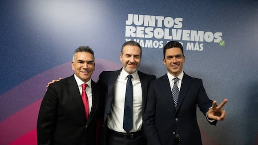 El informe de Adrián de la Garza reúne a figuras de oposición rumbo a 2027