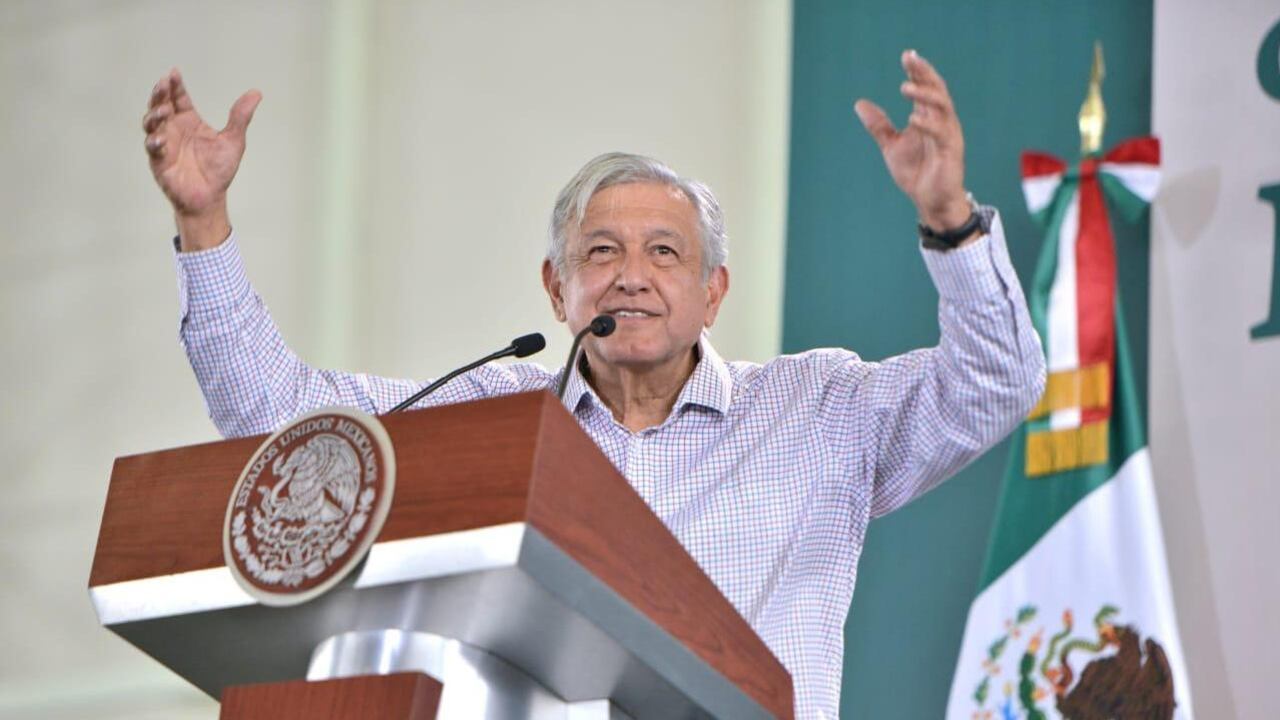 Llama AMLO a realizar campañas y elección limpias en Puebla