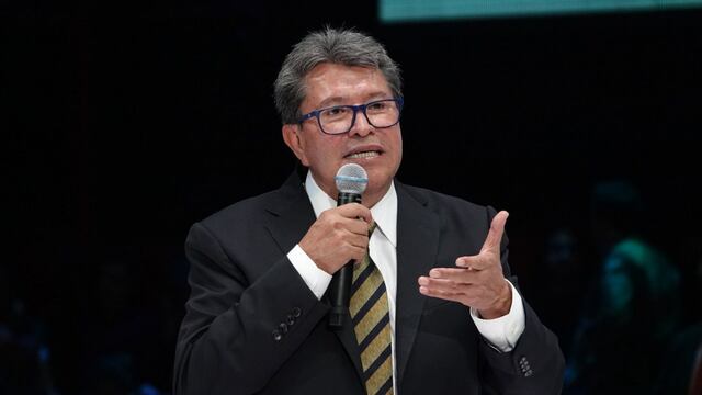 Ricardo Monreal no asistirá a la marcha de AMLO