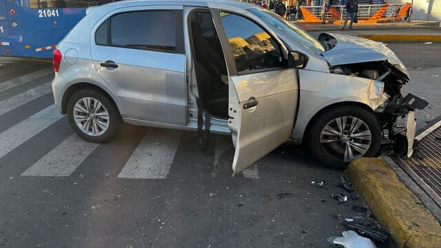 Choque cerca de Metro Obrera