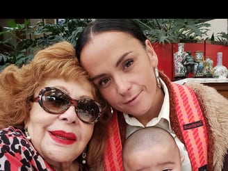 Silvia Pinal y Mayela Laguna.