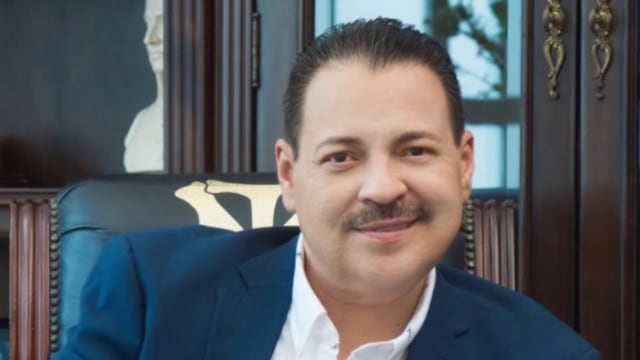 Julio Preciado, cantante.