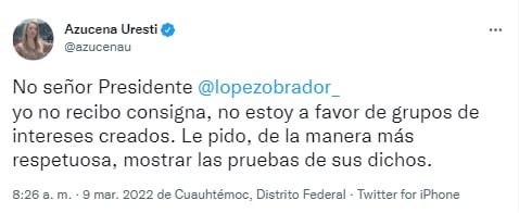 Tuit de Azucena Uresti