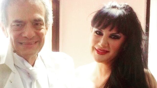 Alejandra Aválos con José José