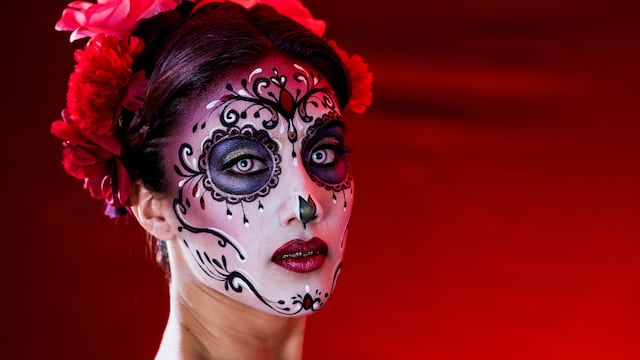 Peinado de Catrina para Halloween o Día de Muertos
