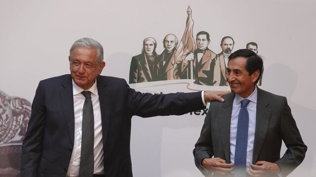 Andrés Manuel López Obrador, presidente de México, y Rogelio Ramírez de la O, secretario de Hacienda.