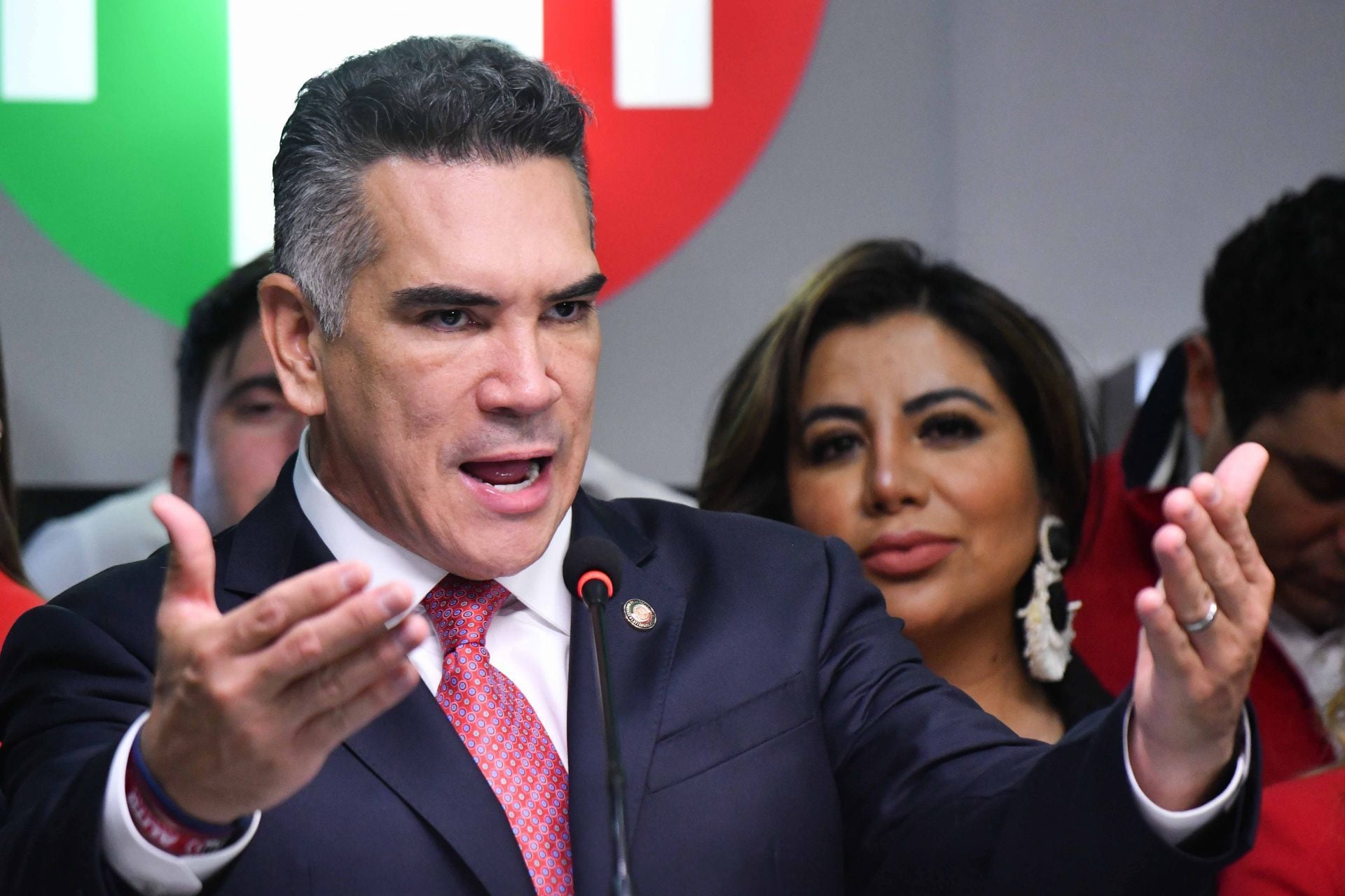 Alejandro Moreno acusa a Noroña de 7 años de groserías y amenazas