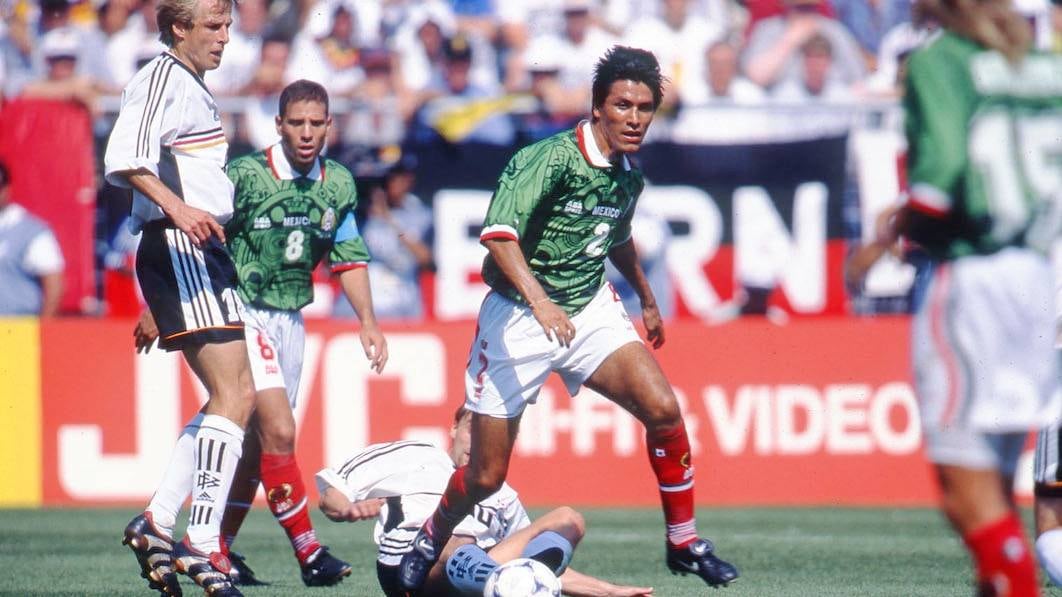 Claudio Suárez en el Mundial de 1998
