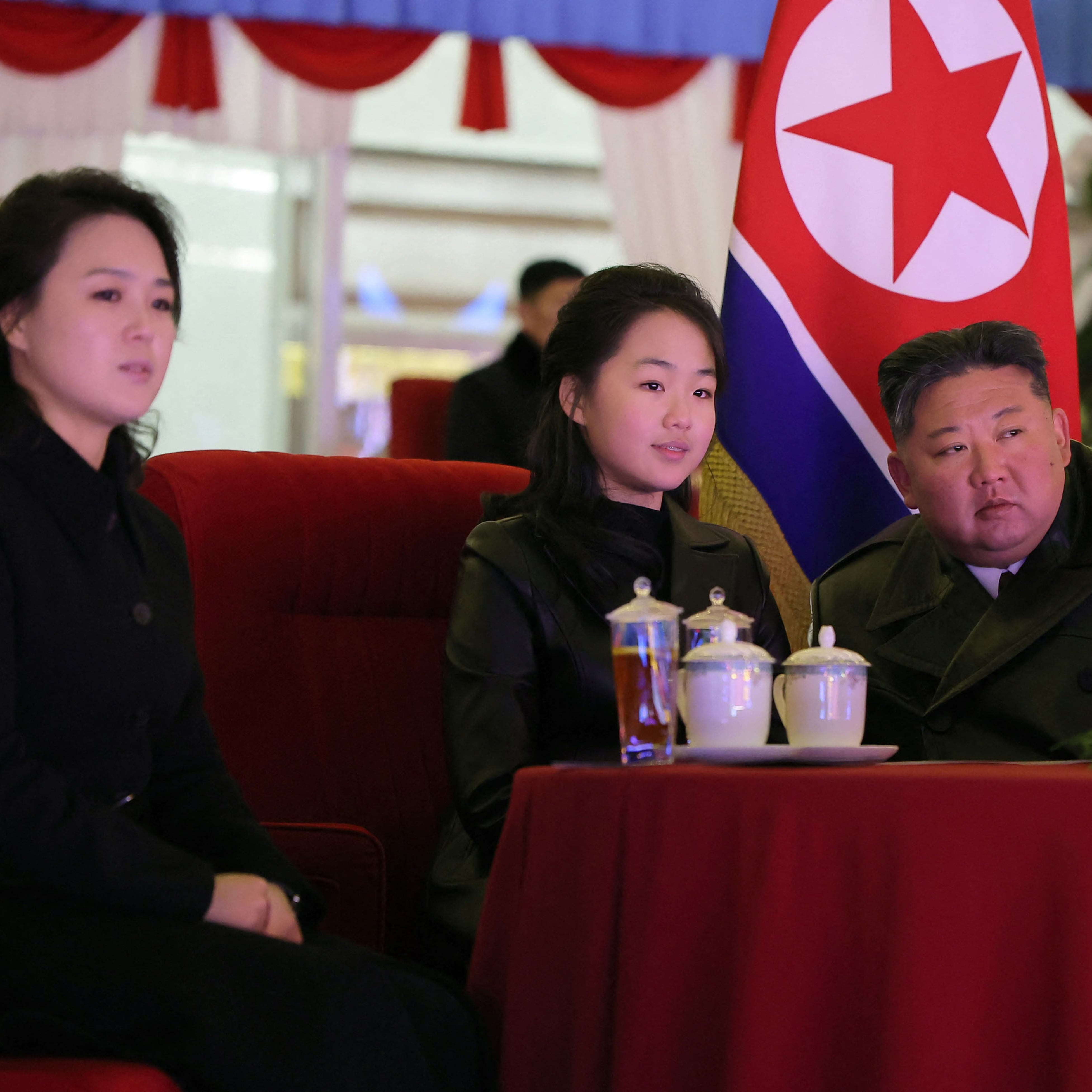 Kim Jong-un perfila a su hija de 13 años como su sucesora en Corea del Norte