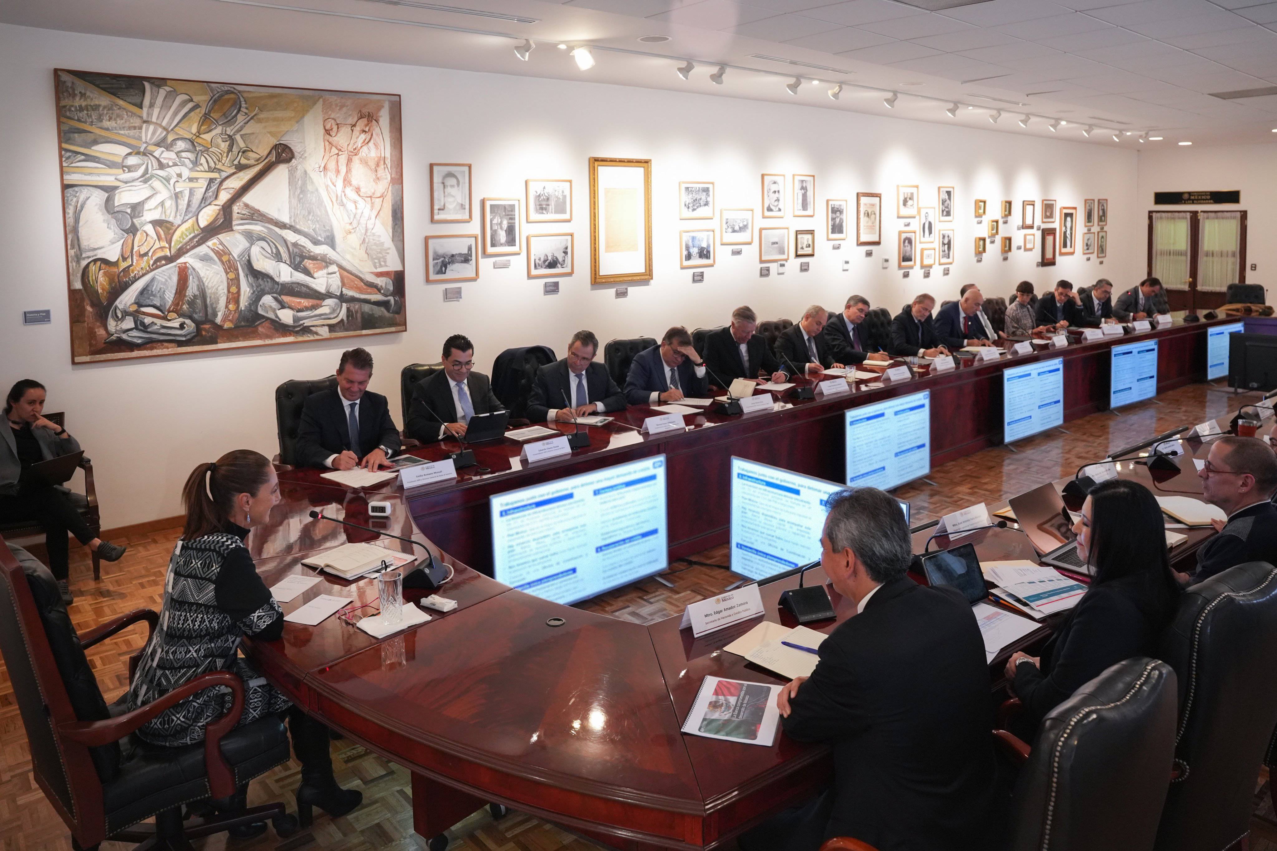 Reunión de Sheinbaum con Victoria Rodríguez Ceja