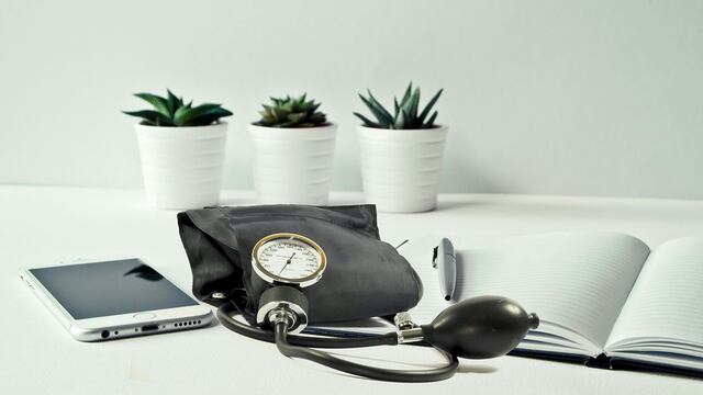 Medir presión arterial