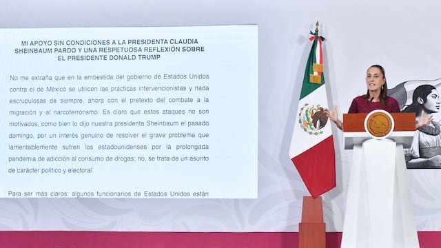 Claudia Sheinbaum, presidenta de México, durante su intervención en la conferencia matutina realizada en Palacio Nacional