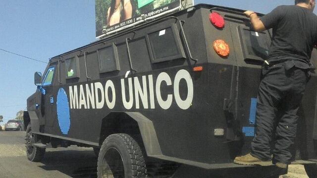 Mando Único