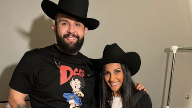 Carin León y Mariel Colón