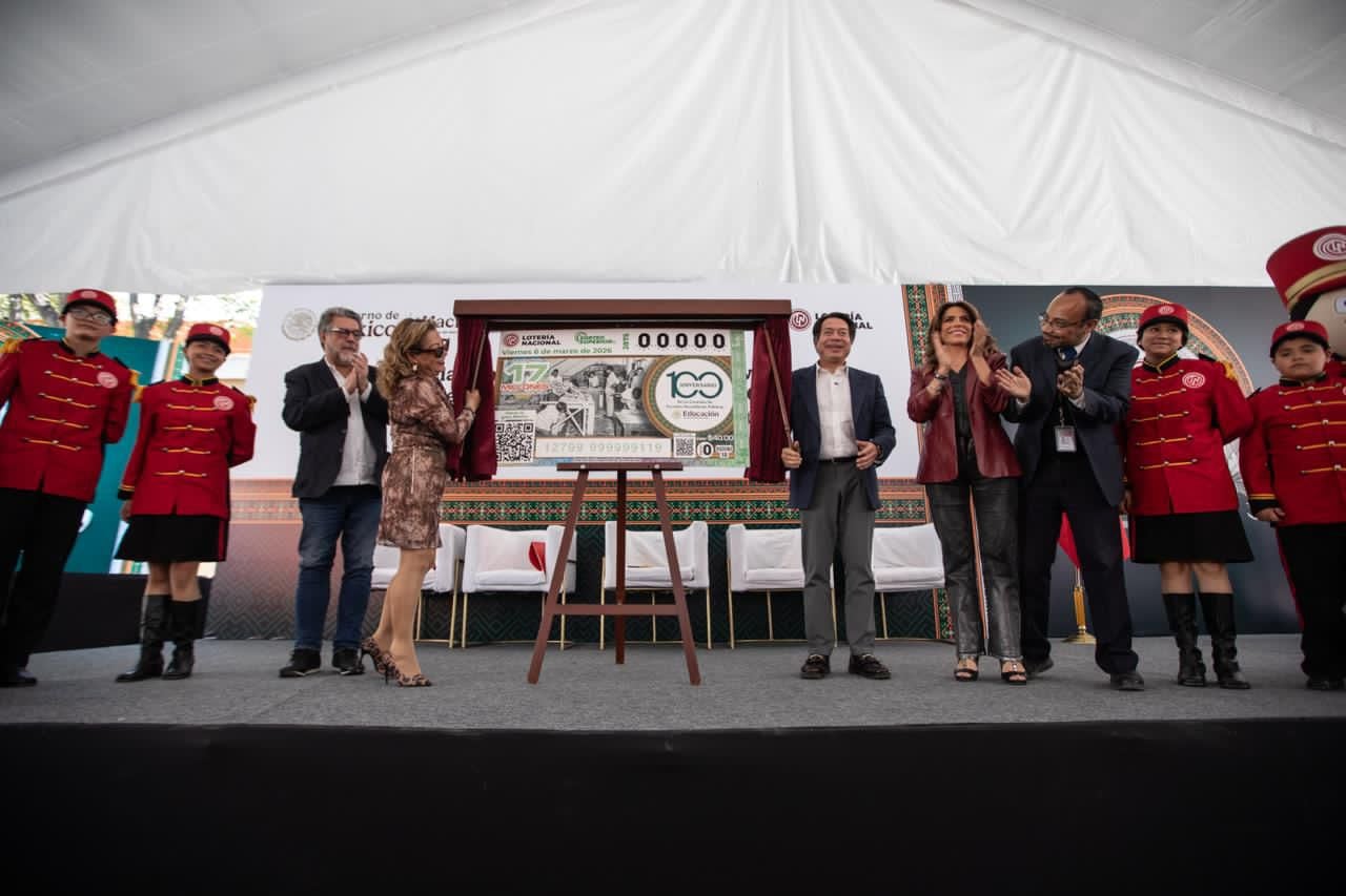 SEP y Lotería presentan billete del Centenario de secundaria.