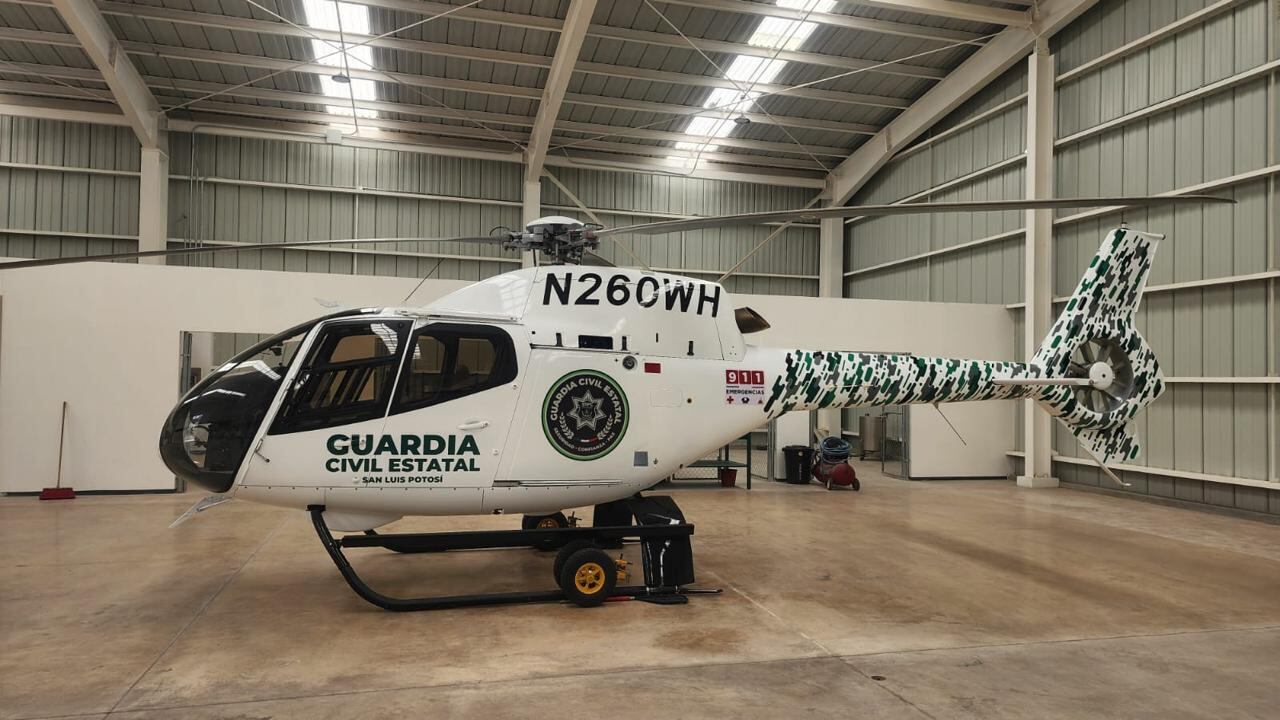 Ricardo Gallardo celebra llegada de un nuevo helicóptero para reforzar la seguridad en San Luis Potosí