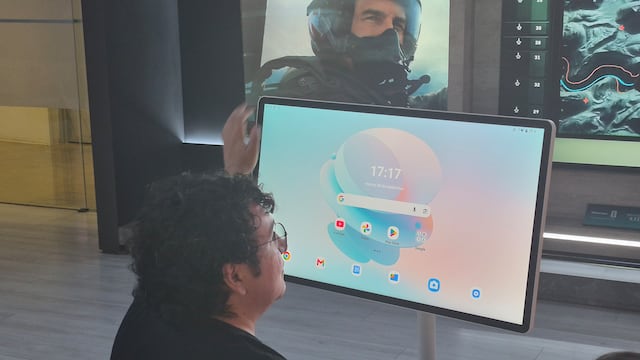 Hisense lanzó su pantalla móvil 32S6S ideal para quienes no se despeguen de su televisión.