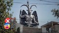 Polémica en Jardines del Pedregal: vecinos exigen que retiren una estatua de Baphomet